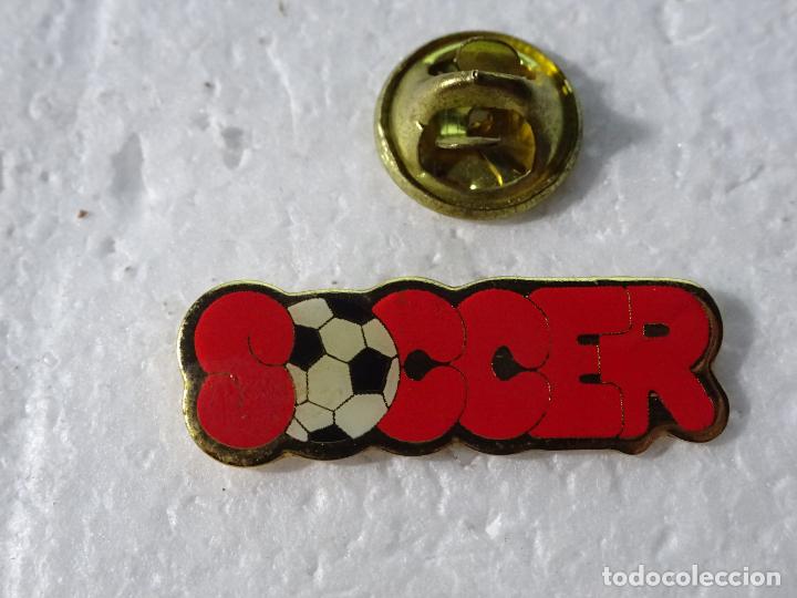 Sammelleidenschaft Sport: PIN DE DEPORTES. F&Uacute;TBOL. SOCCER