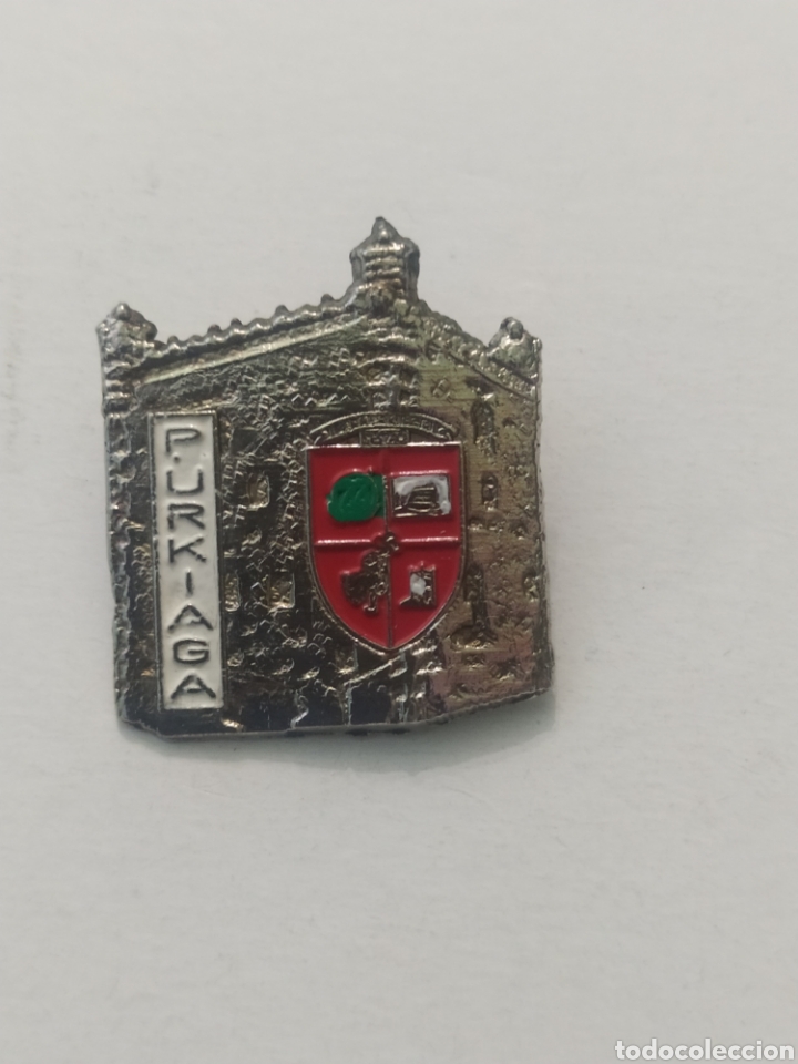 Sammelleidenschaft Sport: PINS DE PE&Ntilde;A. PE&Ntilde;A ATHLETIC. URKIAGA. SESTAO