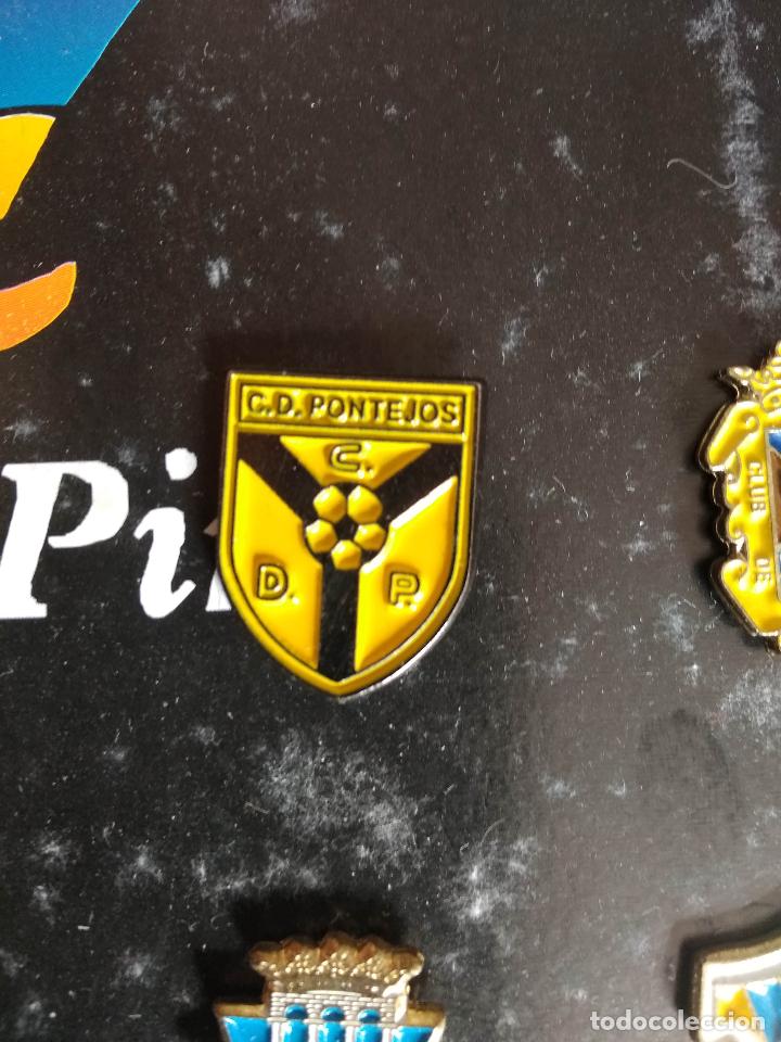 Coleccionismo deportivo: PIN DE FUTBOL ESCUDO CD PONTEJOS CANTABRIA