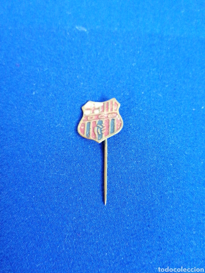 Collezionismo sportivo: BARCELONA CLUB DE F&Uacute;TBOL INSIGNIA DE ALFILER ANTIGUA