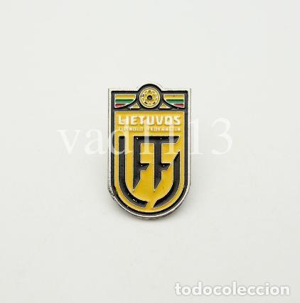 Coleccionismo deportivo: Federaci&oacute;n de F&uacute;tbol de la Lituania /UEFA/