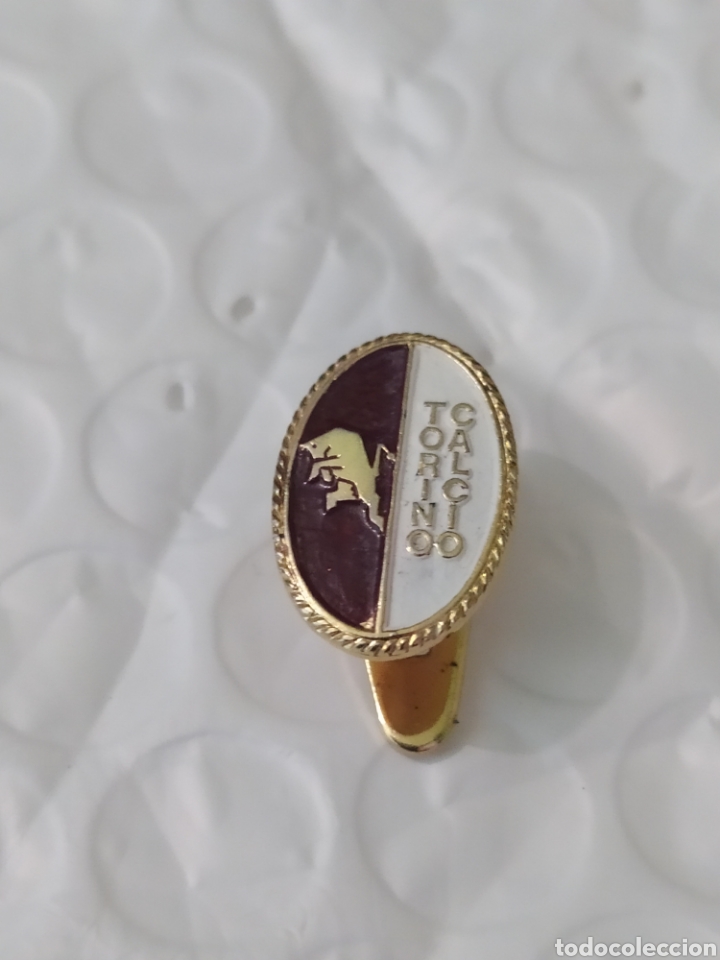 Colecionismo desportivo: PINS DE F&Uacute;TBOL TORINO FC. CALCIO ITALIA