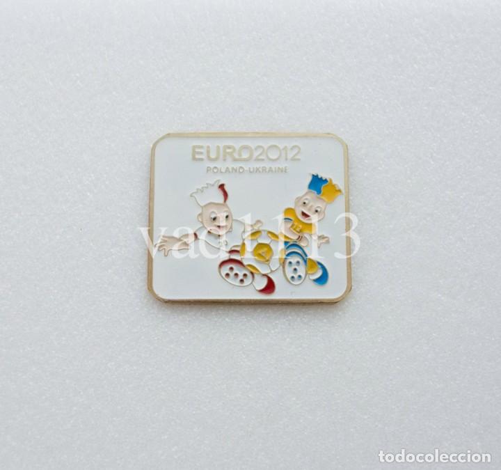 Collezionismo sportivo: PINS FUTBOL - Campeonato de Europa . EURO 2012 Ucrania, Polonia.