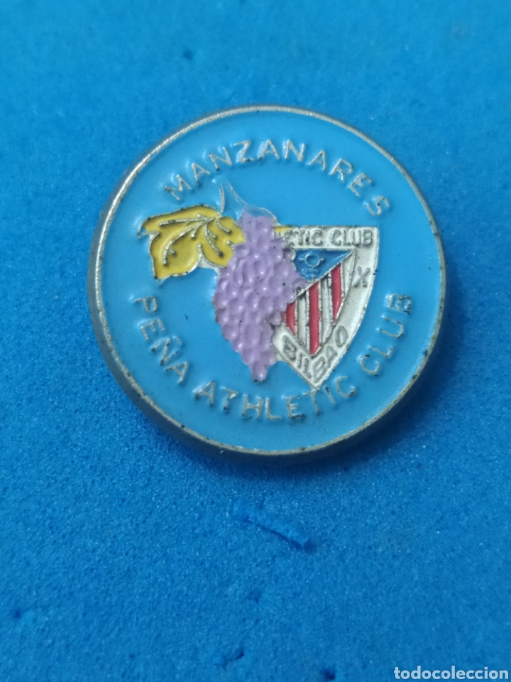 Sammelleidenschaft Sport: PINS DE PE&Ntilde;AS PE&Ntilde;A ATHLETIC MANZANARES