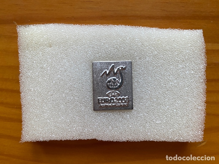 Coleccionismo deportivo: Pin Insignia Euro 2008 - Foto 1
