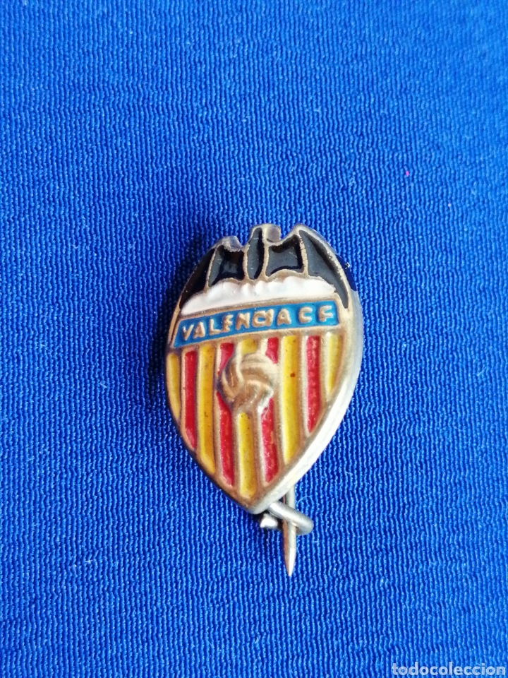 Coleccionismo deportivo: VALENCIA CF INSIGNIA DE ALFILER - Foto 1