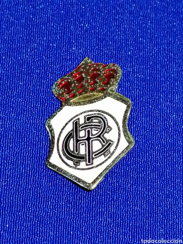 Collectionnisme sportif: CLUB RECREATIVO DE HUELVA INSIGNIA DE ALFILER