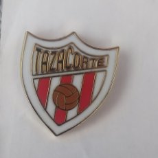 Coleccionismo deportivo: INSIGNIAS DE FÚTBOL. TAZACORTE FC TAZACORTE. LA PALMA. Lote 363529585