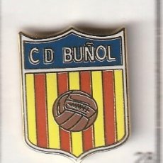 Coleccionismo deportivo: PIN DE FUTBOL BURCEÑA CD BUÑOL VALENCIA. Lote 366133296