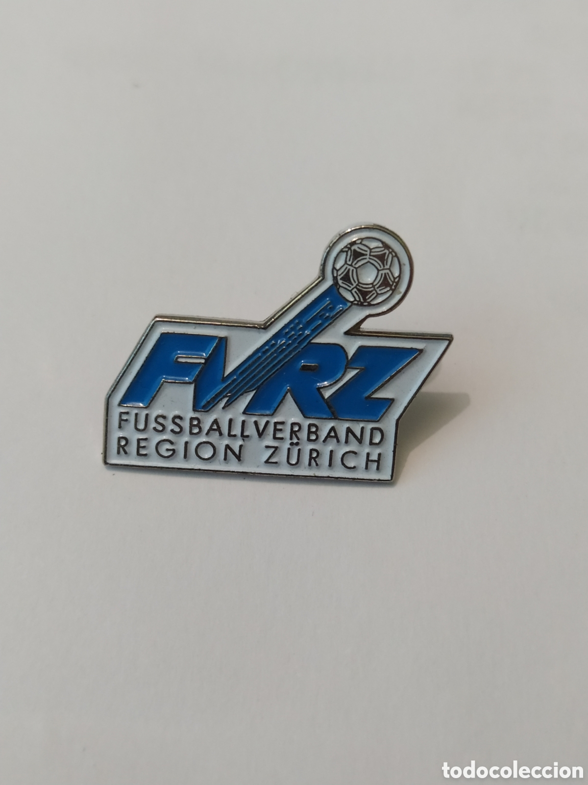 Collectionnisme sportif: PINS DE F&Uacute;TBOL FUSSBALLVERBAND REGI&Oacute;N ZURICH