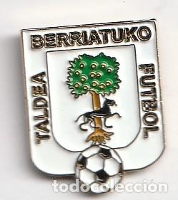 Collezionismo sportivo: Pin de Futbol Berriatuko FT Berriatua Bizkaia