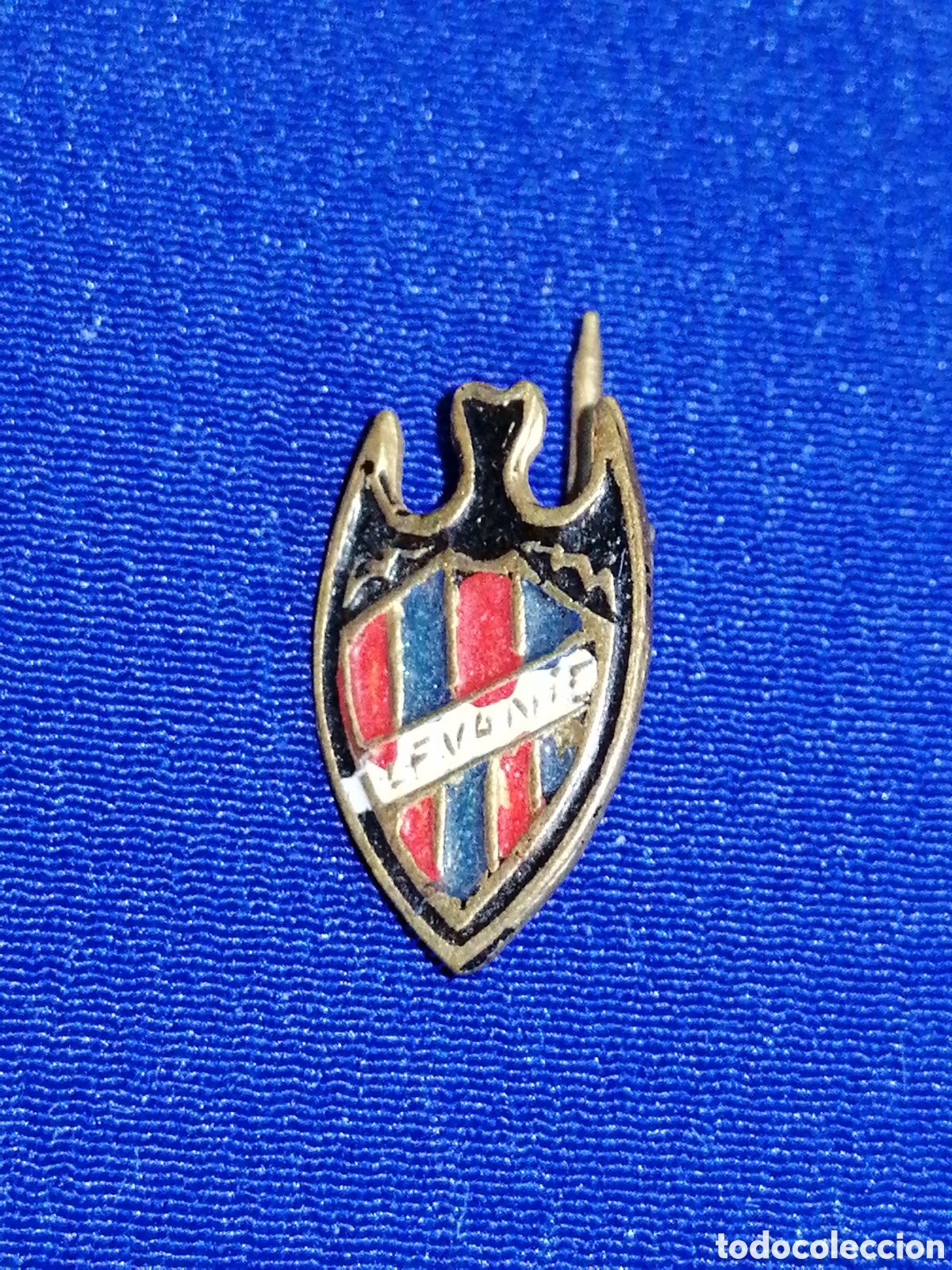 Coleccionismo deportivo: LEVANTE UNI&Oacute;N DEPORTIVA INSIGNIA DE ALFILER ANTIGUA