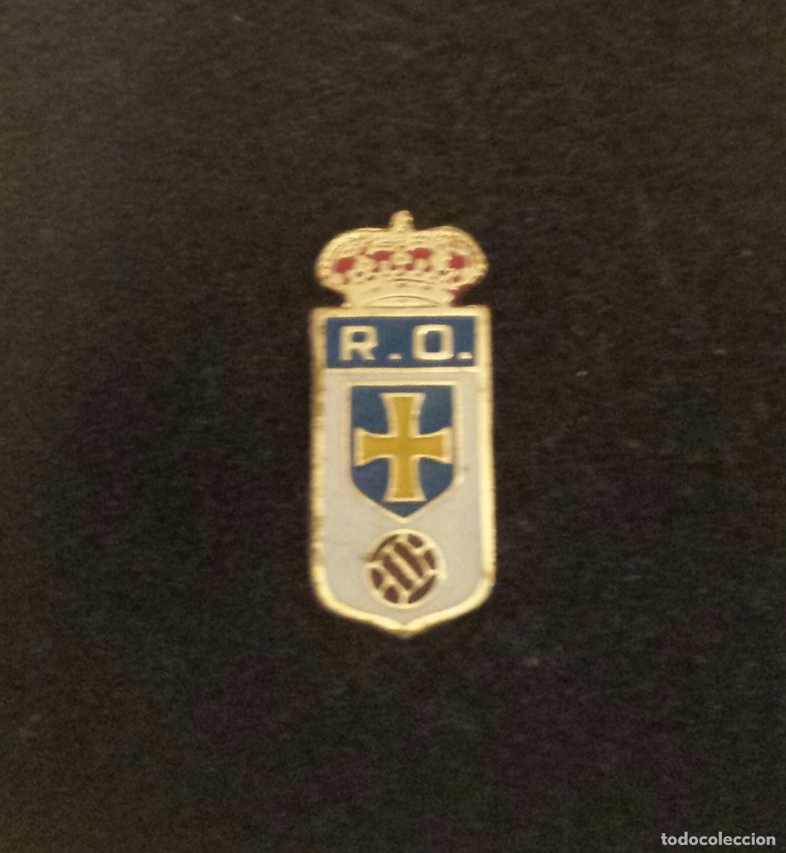 Coleccionismo deportivo: ANTIGUO PIN REAL OVIEDO - Foto 1