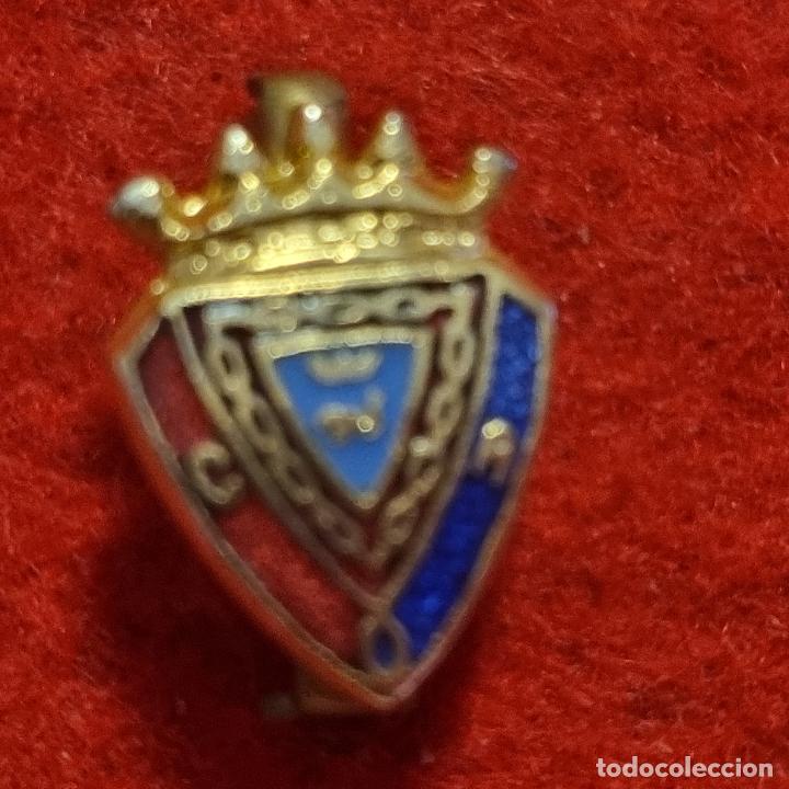 Collectionnisme sportif: PIN FUTBOL DEL OSASUNA ANTIGUO VER REVERSO ORIGINAL PF27