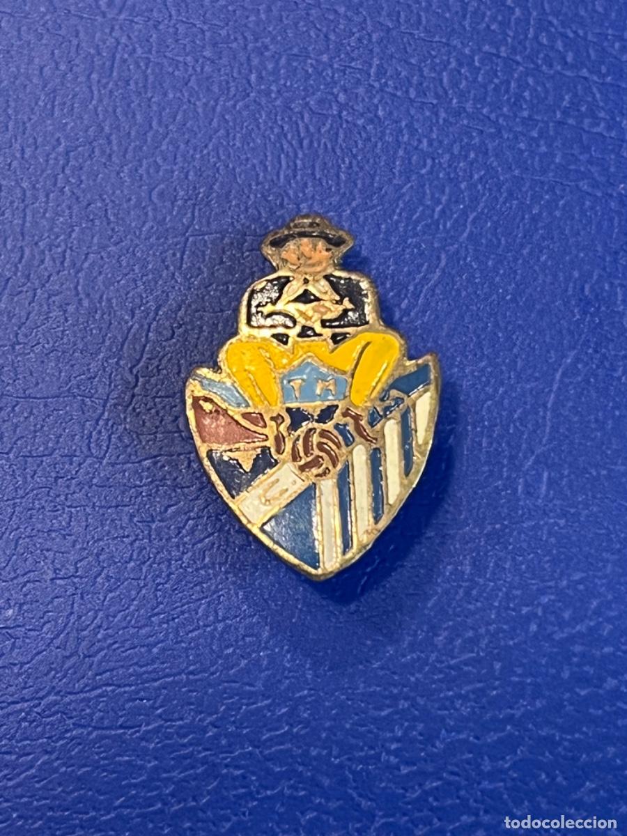 Collectionnisme sportif: INSIGNIA DE OJAL DEL MALAGA CLUB DE F&Uacute;TBOL 1950&rsquo;S. ARTIFUTBOL