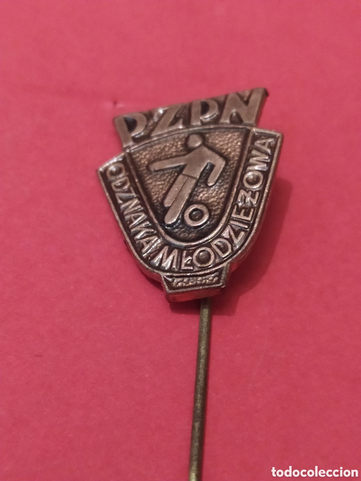 Collectionnisme sportif: PINS DE F&Uacute;TBOL EXTRANJEROS