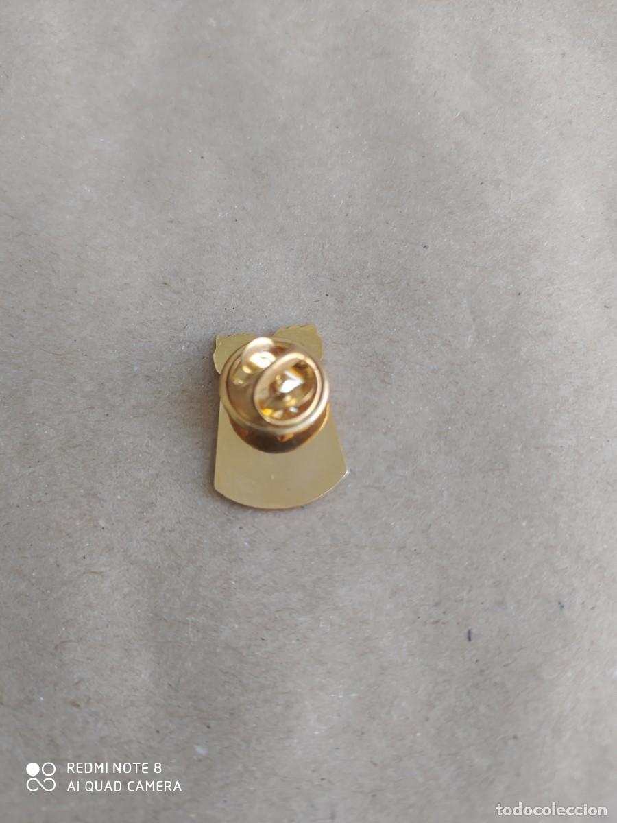 Coleccionismo deportivo: PIN ATHLETIC DE BILBAO PIN PE&Ntilde;A CENTENARIO - Foto 2