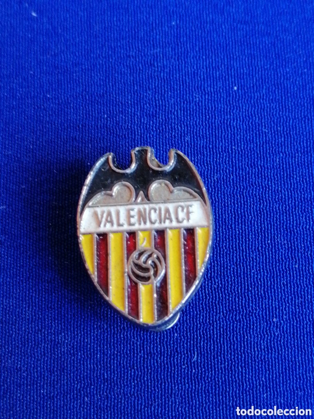 Coleccionismo deportivo: VALENCIA CF INSIGNA DE OJAL - Foto 1