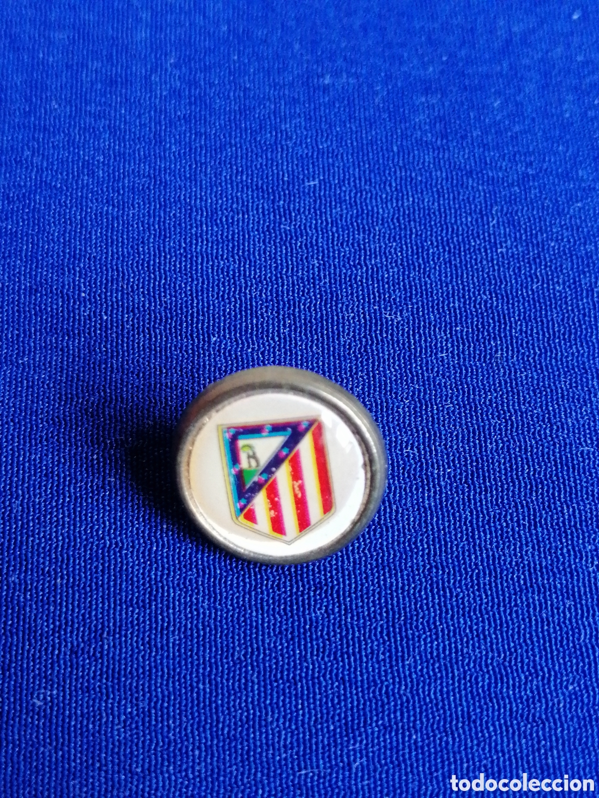 Coleccionismo deportivo: AT. DE MADRID PIN - Foto 1