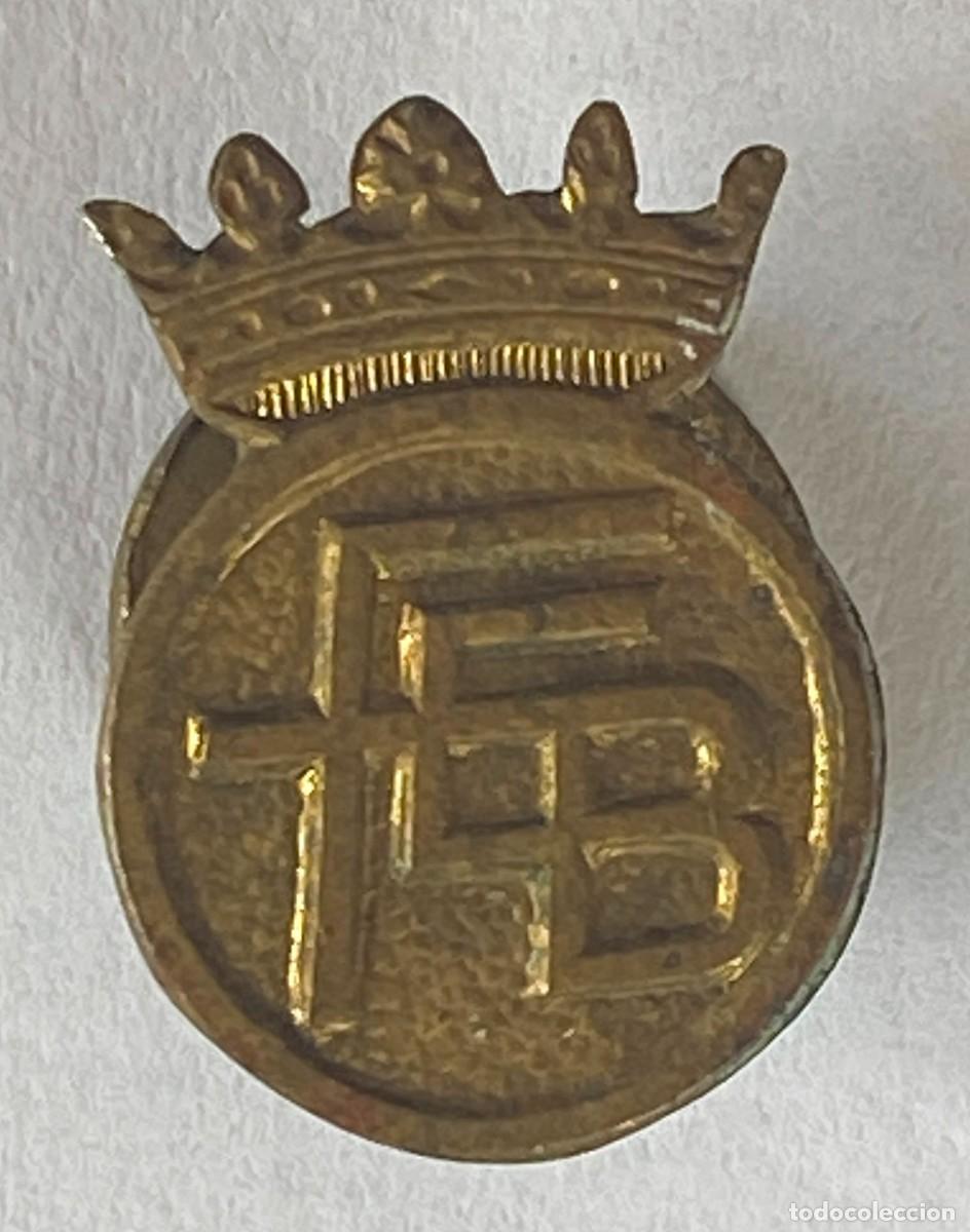 Collectionnisme sportif: INSIGNIA DE OJAL DE LA FEDERACION ESPA&Ntilde;OLA DE BOXEO FEB.