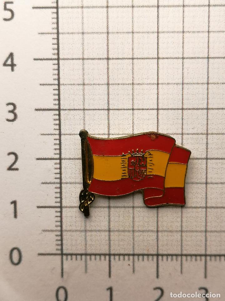 Sammelleidenschaft Sport: PIN BANDERA ESPA&Ntilde;A
