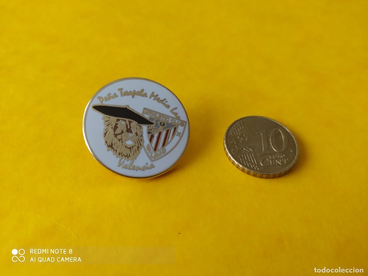 Collezionismo sportivo: ATHLETIC DE BILBAO PIN PE&Ntilde;A TXAPELA MEDIO LAO VALENCIA