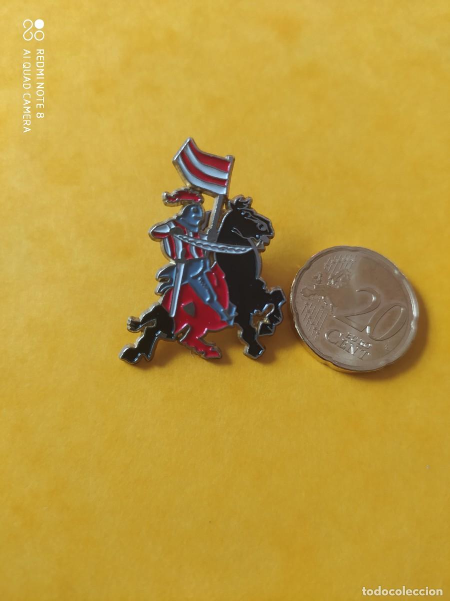 Collezionismo sportivo: ATHLETIC DE BILBAO PIN CABALLERO MEDIEVAL ATHLETIC PIN PE&Ntilde;A