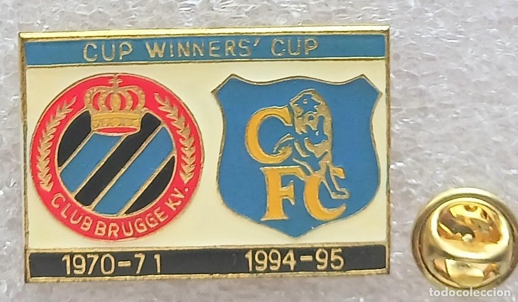 Coleccionismo deportivo: PIN CLUB BRUGGE BELGICA &ndash; CHELSEA FC LONDON 1970-71 & 1994-95 INSIGNIA METAL BADGE DISTINTIVI SPE35