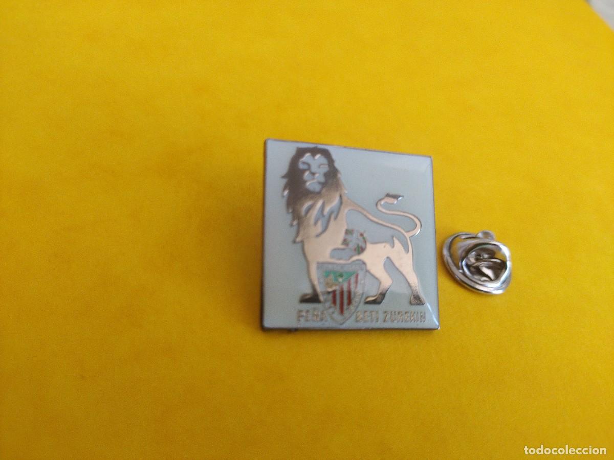 Collezionismo sportivo: PIN ATHLETIC DE BILBAO PIN PE&Ntilde;A BETI ZUREKIN