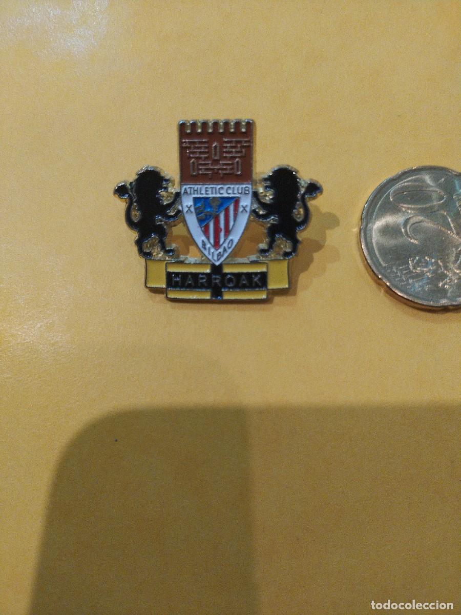 Collezionismo sportivo: PIN ATHLETIC BILBAO PE&Ntilde;A HARROAK PIN FOOT-BALL P-3