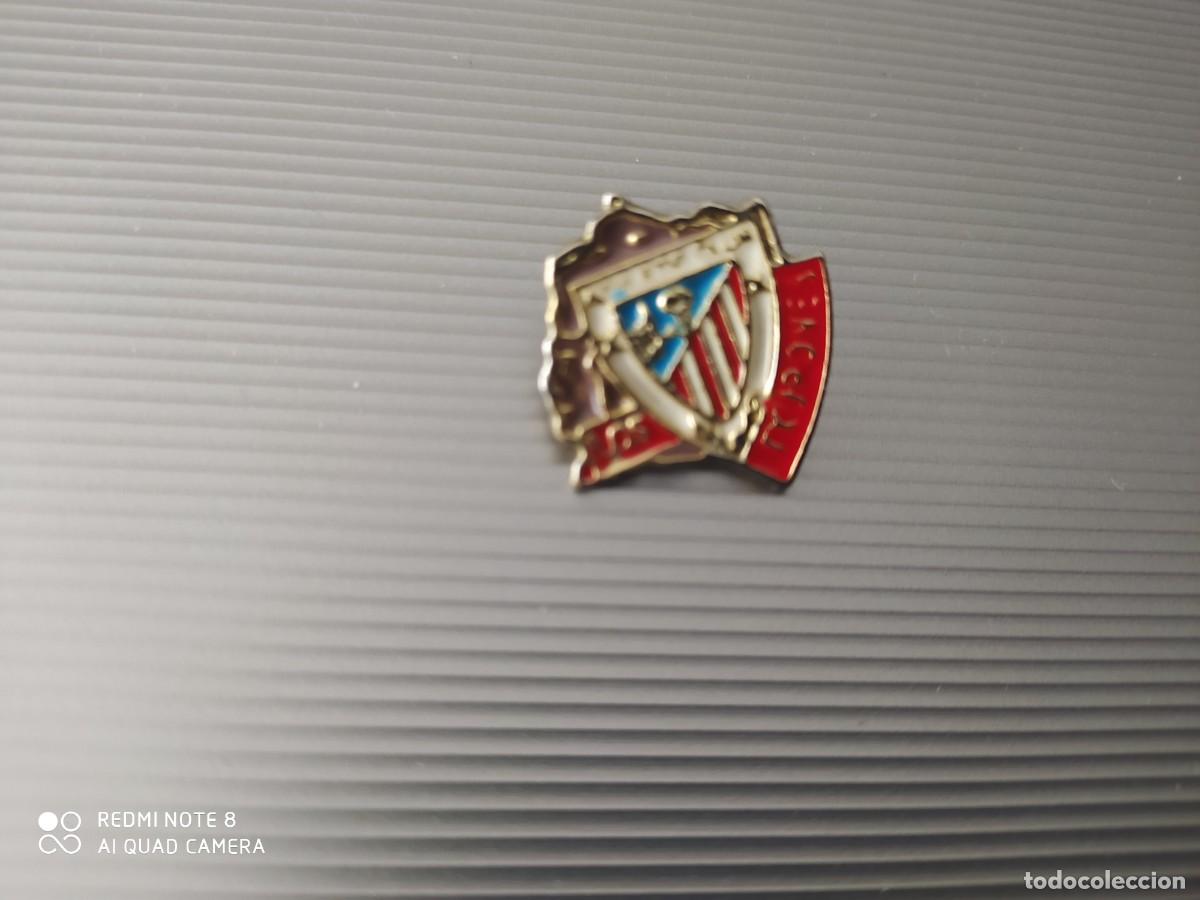 Collezionismo sportivo: PIN ATHLETIC DE BILBAO PE&Ntilde;A LOS TXUPONES ,P-4