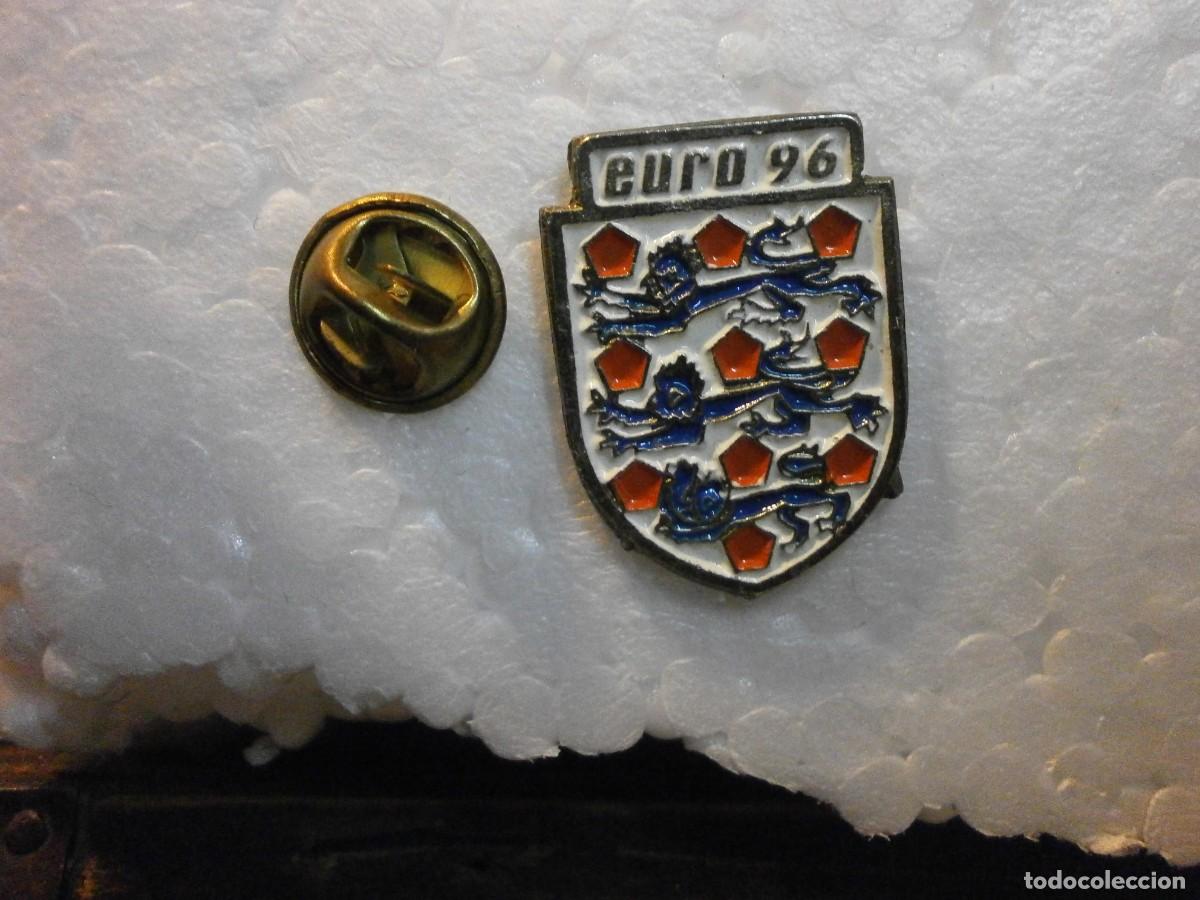 Sammelleidenschaft Sport: pin de pincho equipo de futbol