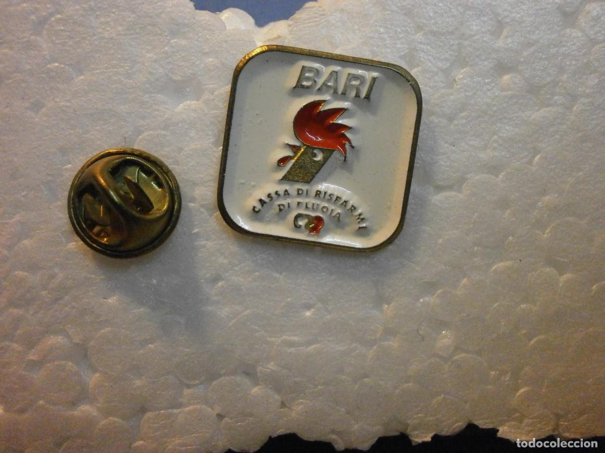 Sammelleidenschaft Sport: pin de pincho equipo de futbol