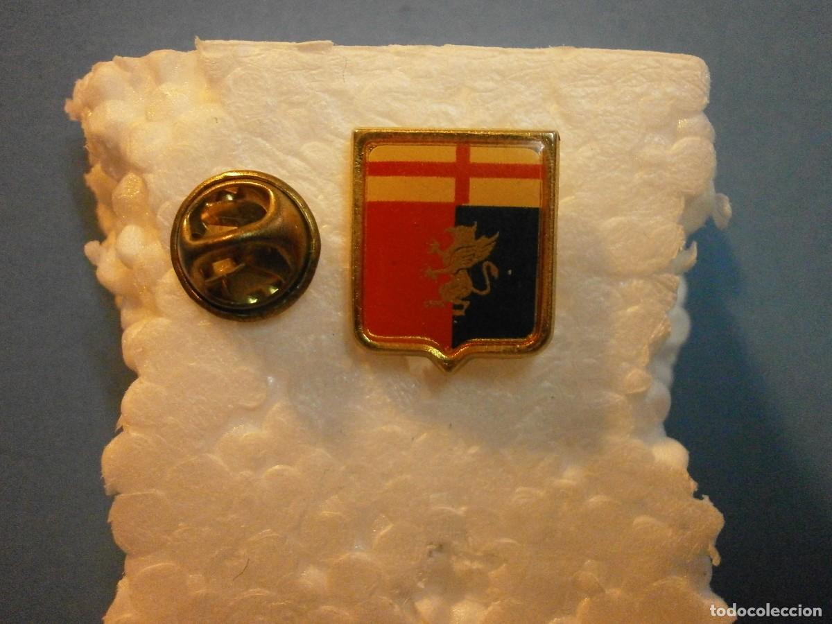 Sports collectibles: pin de pincho equipo de futbol