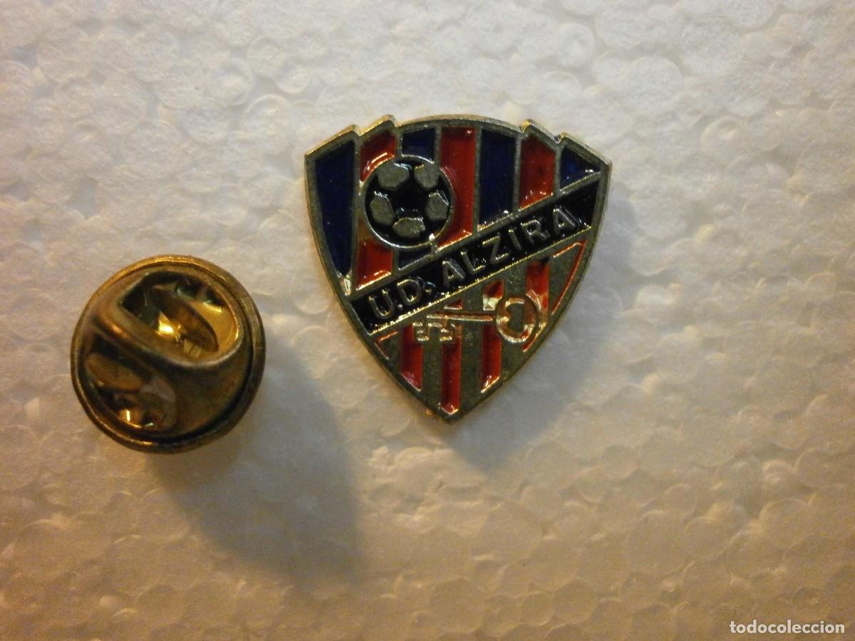 Collectionnisme sportif: pin de pincho equipo de futbol