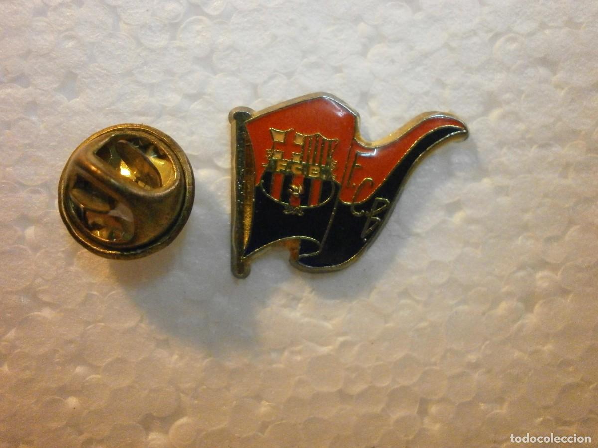 Sports collectibles: pin de pincho equipo de futbol