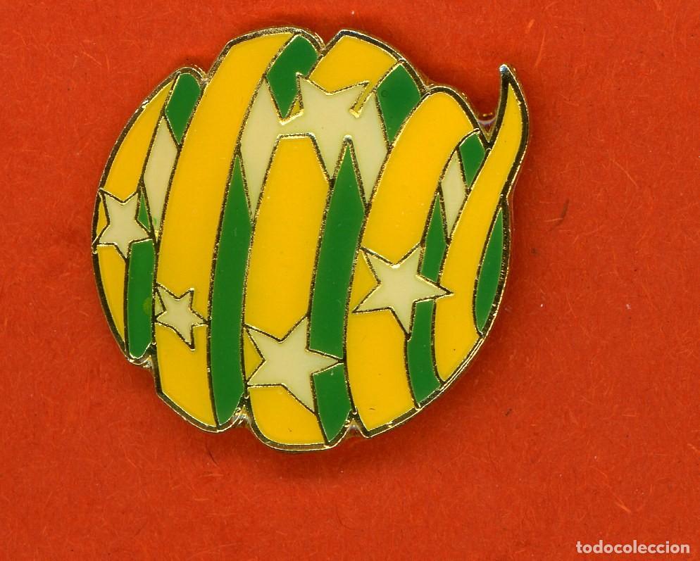 Colecionismo desportivo: PIN BADGE FUTBOL FEDERACI&Oacute;N AUSTRALIANA AUSTRALIA AUSTRALIAN FEDERATION LOGO SOCCER 2