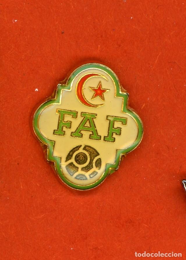Colecionismo desportivo: PIN BADGE FUTBOL FEDERACI&Oacute;N FEDERATION LOGO SOCCER FOOTBALL ARGELIAN ARGELIA FAF AFRICA