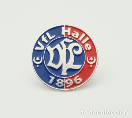 Collezionismo sportivo: Badge Pin football clubs in Germany - &rdquo; VfL Halle 1896 &rdquo;