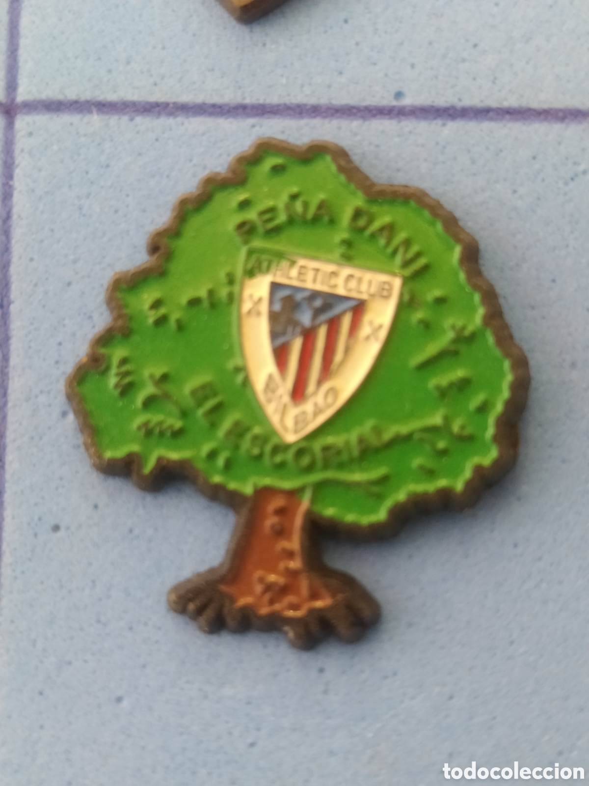 Sammelleidenschaft Sport: PINS DE PE&Ntilde;AS. PE&Ntilde;A DANI EL ESCORIAL. Madrid