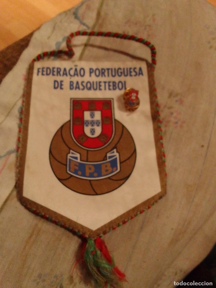 Colecionismo desportivo: federacion portuguesa de baloncesto, bandarin y pins