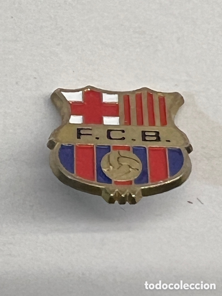 Sammelleidenschaft Sport: BARCELONA C.F. PIN DEL ESCUDO DEL CLUB&hellip;