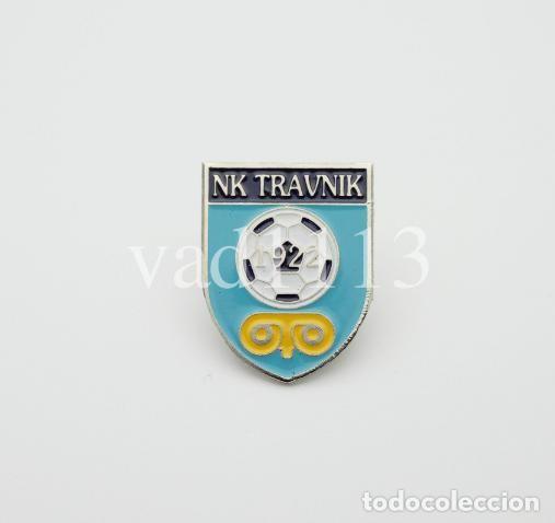 Coleccionismo deportivo: Badge Pin: European football clubs Bosnia and Herzegovina - &rdquo; NK Travnik &rdquo;