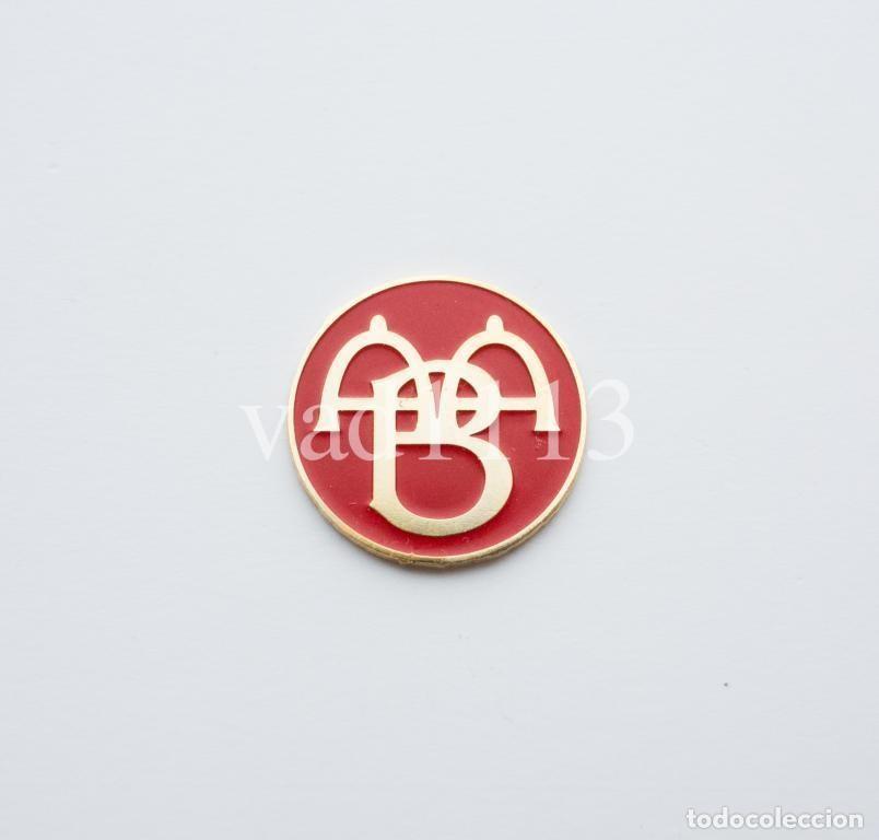 Coleccionismo deportivo: Badge Pin: European football clubs Denmark - &rdquo; AaB Fodbold &rdquo;
