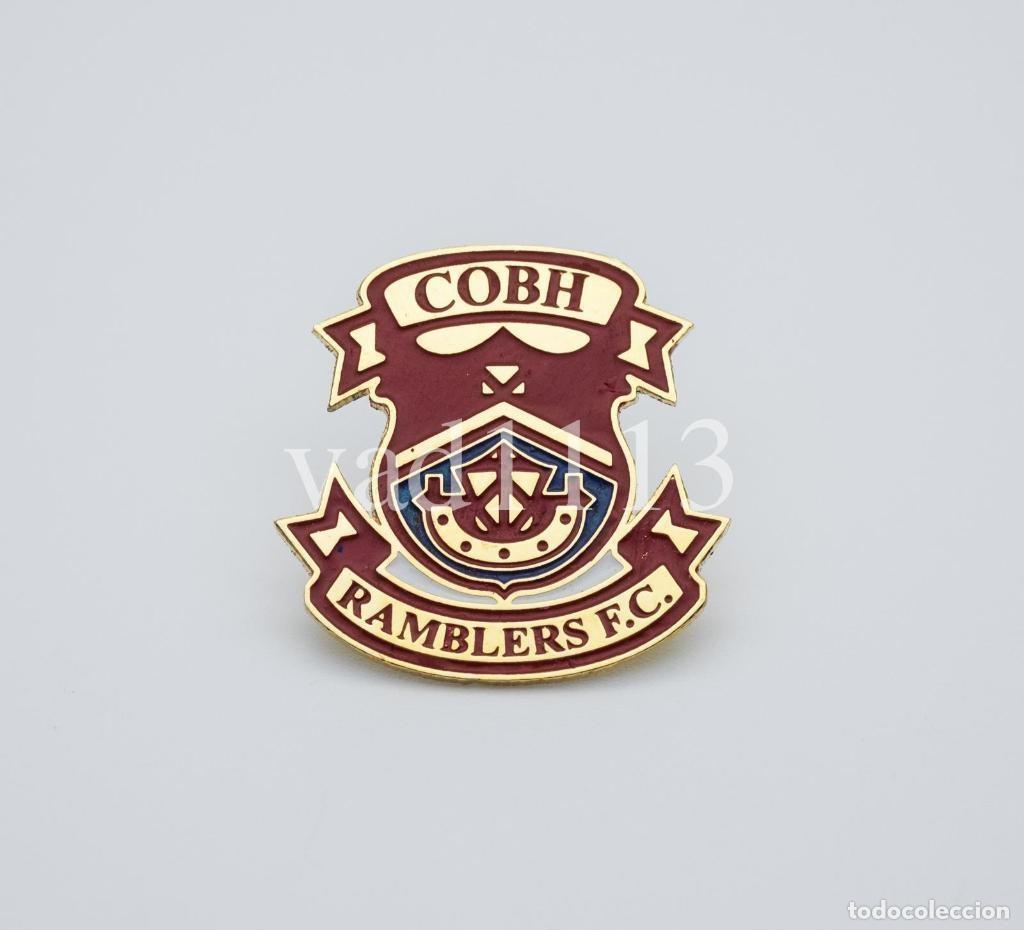 Coleccionismo deportivo: Badge Pin: European football clubs Ireland - &rdquo; Cobh Ramblers FC &rdquo;