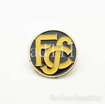 Collezionismo sportivo: Badge Pin football clubs in Switzerland - &rdquo; FC Schaffhausen &rdquo;