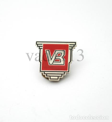 Collezionismo sportivo: Badge Pin: European football clubs Denmark - &rdquo; Vejle Boldklub &rdquo;