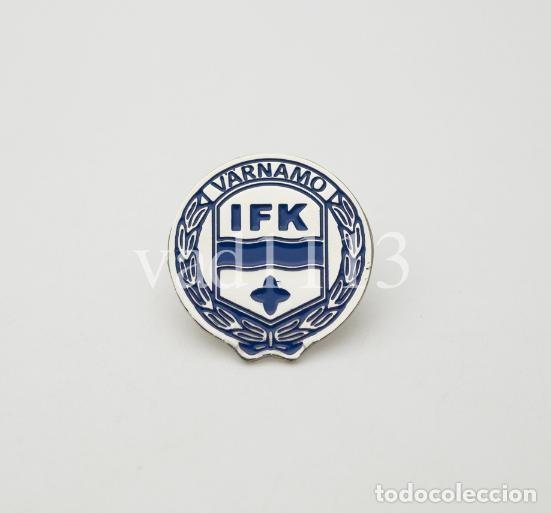Coleccionismo deportivo: Badge Pin football clubs in Sweden - &rdquo; IFK V&auml;rnamo &rdquo;