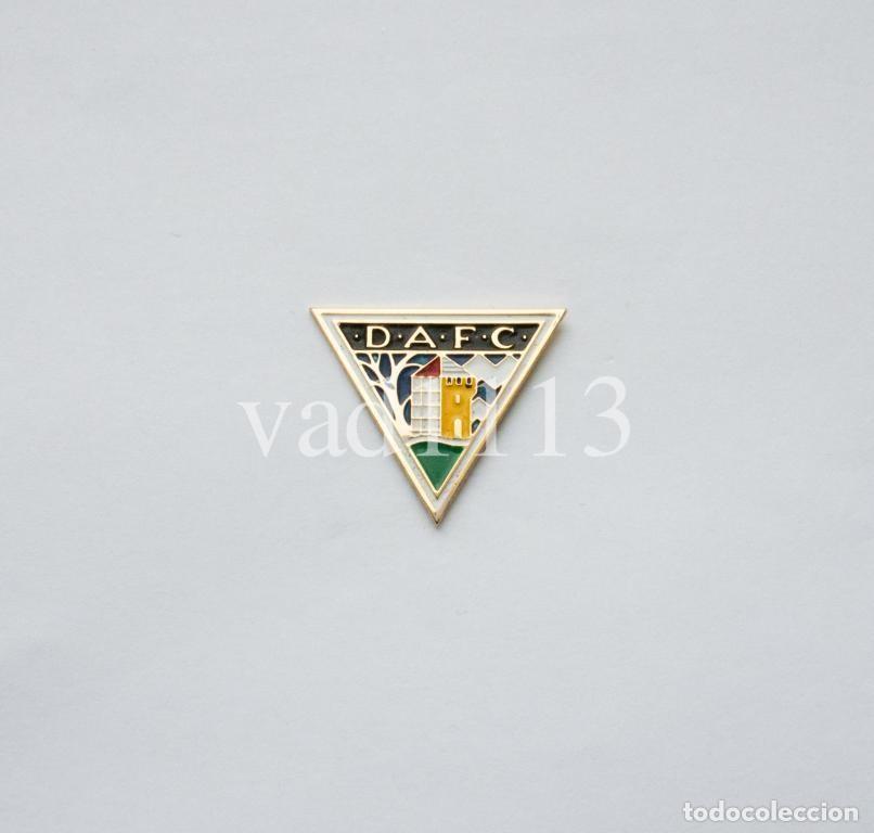 Coleccionismo deportivo: Badge Pin: European football clubs Scotland - &rdquo; Dunfermline Athletic FC &rdquo;