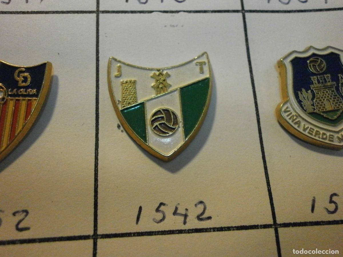 Sammelleidenschaft Sport: pin equipo de futbol jt 1542